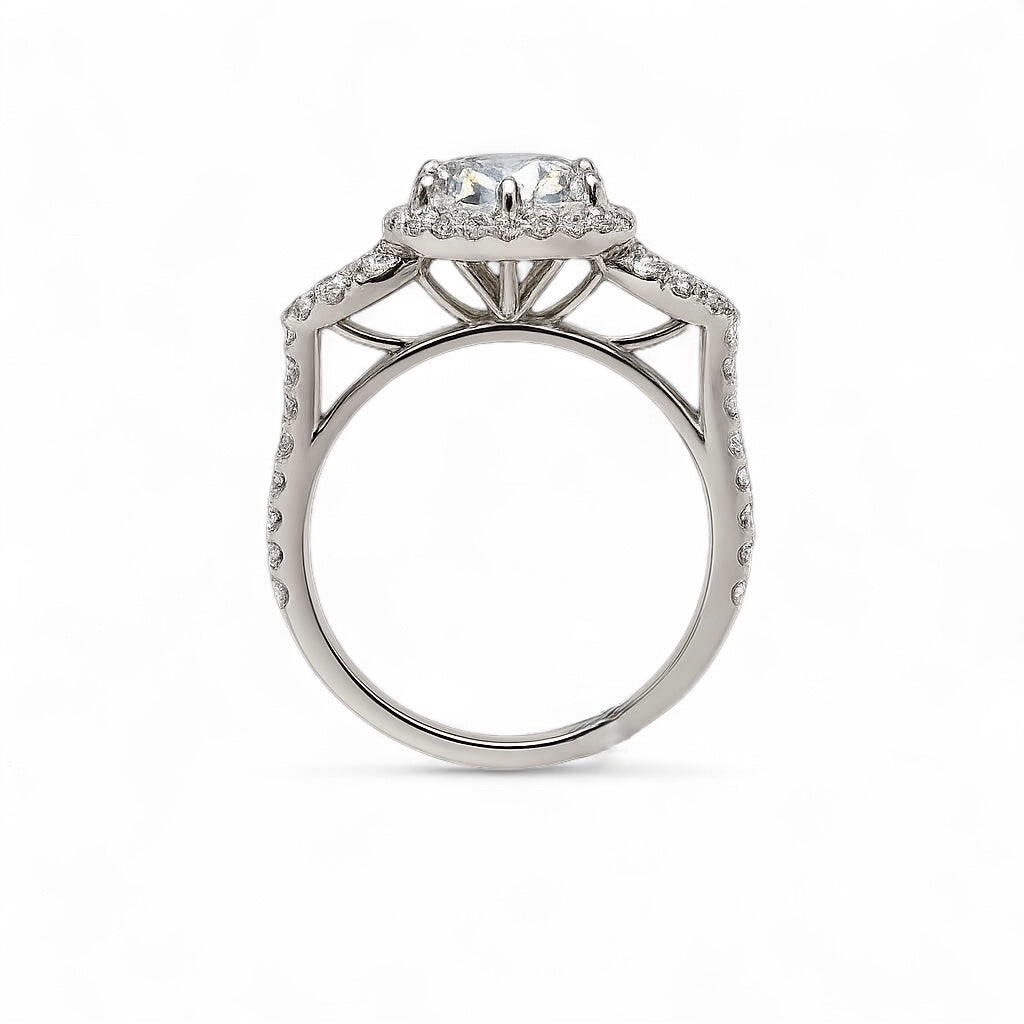 'ELARA' OVAL DIAMOND RING