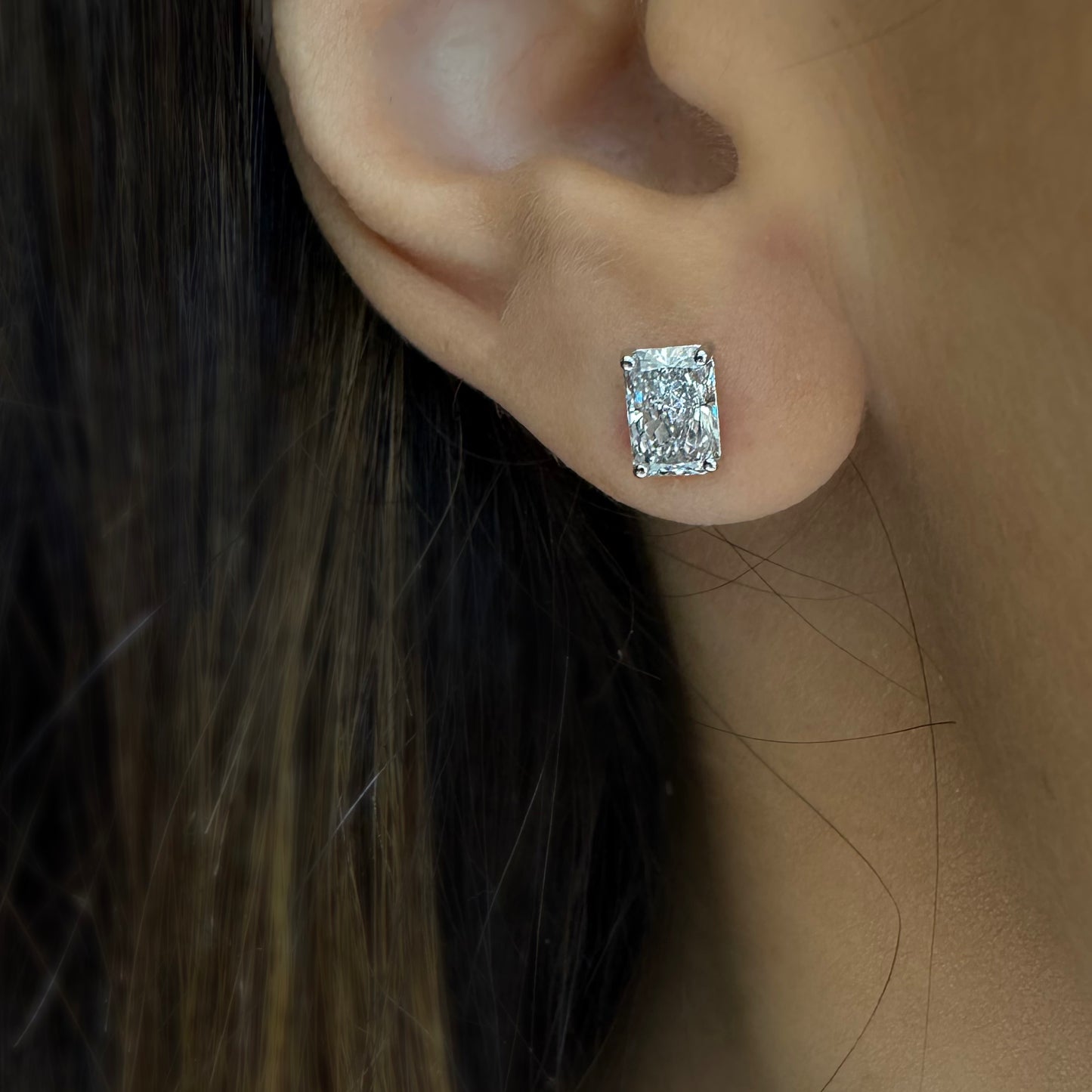 RADIANT SOLITAIRE EARRINGS