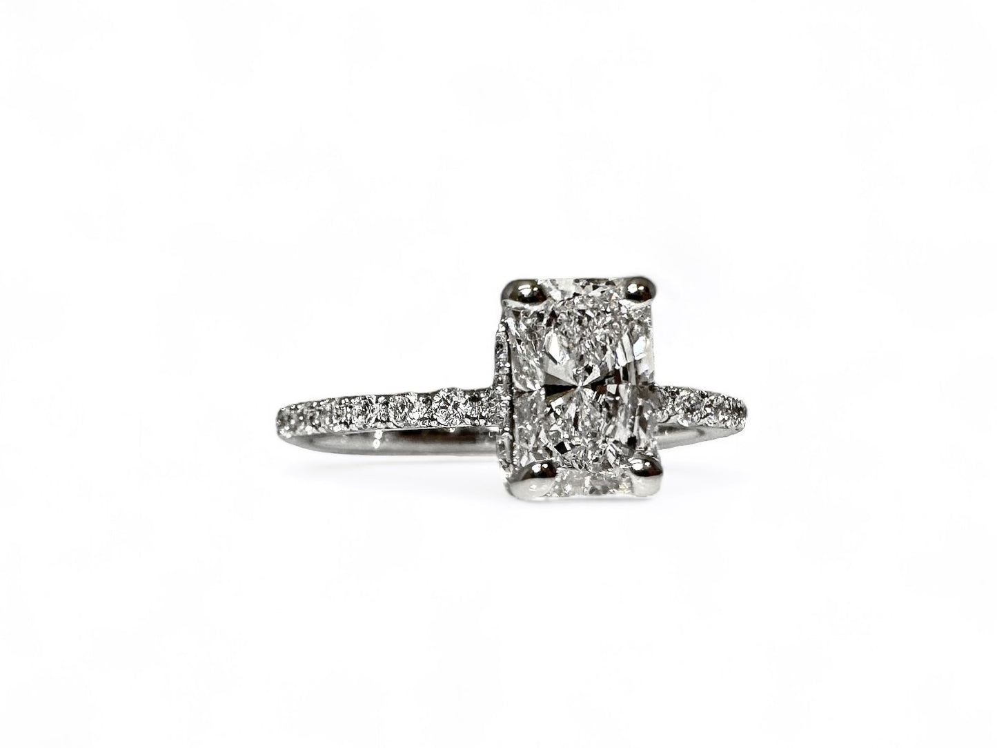 RADIANT CUT SOLITAIRE PAVÉ RING