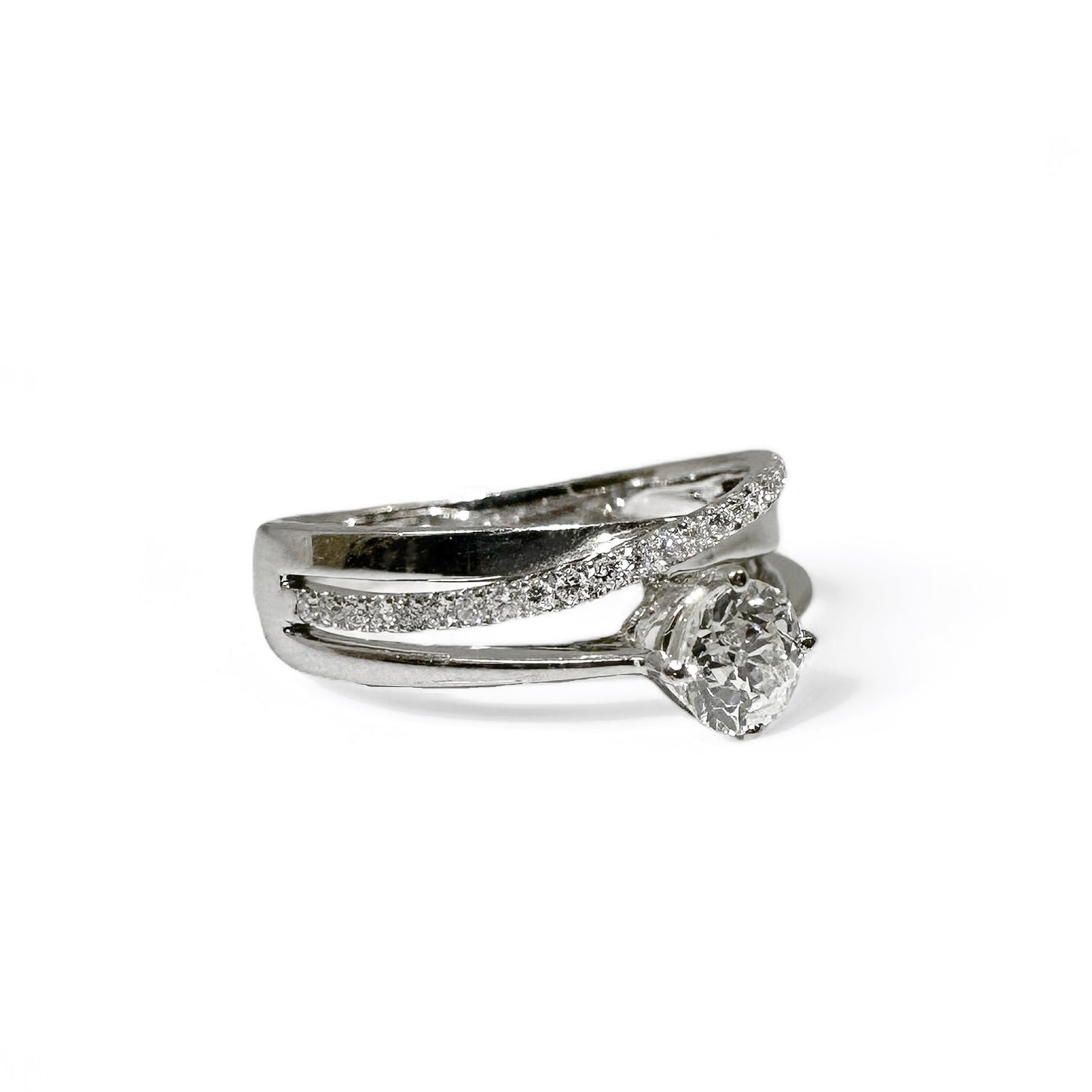 0,48 CT RONDE SOLITAIRE TWIST RING