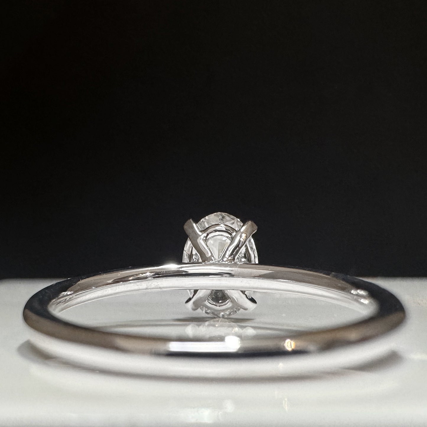 1.04 CT OVAL & HIDDEN HALO