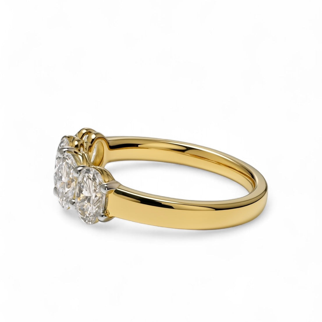OVAL ELEGANCE - HALF ETERNITY RING