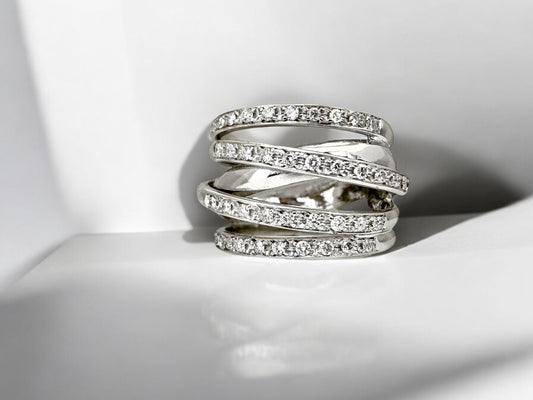 BAGUE CROISÉE PAVÉE DE 1,15 CT 