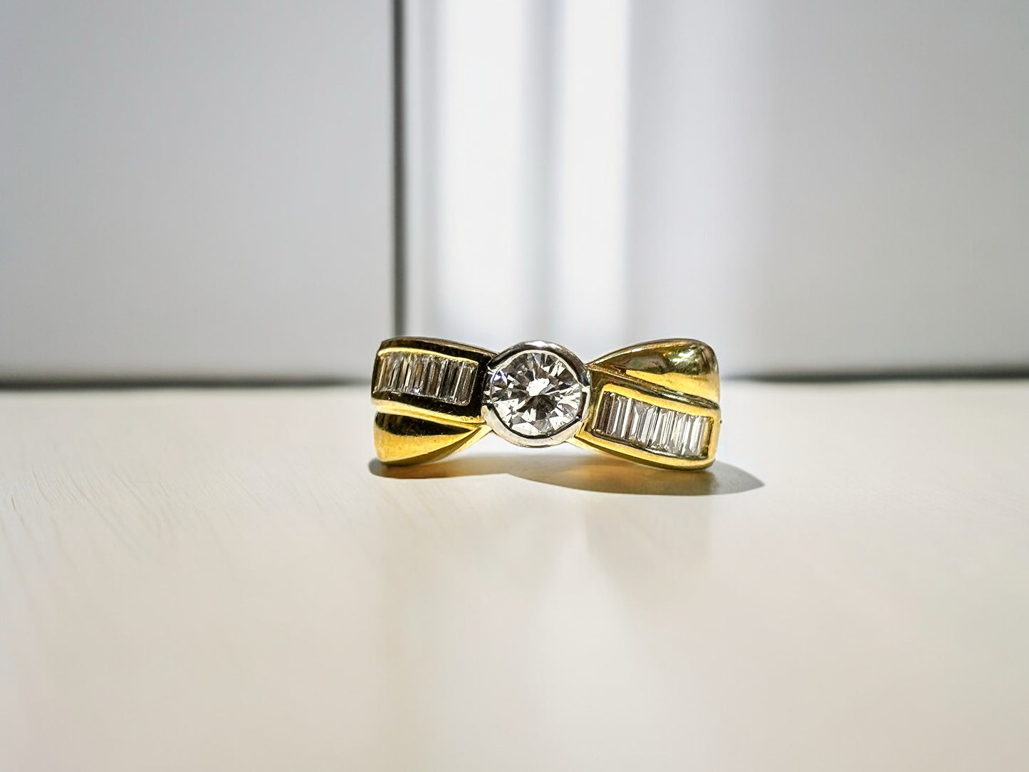 ALESSANDRA RONDE GESNEDEN RING 