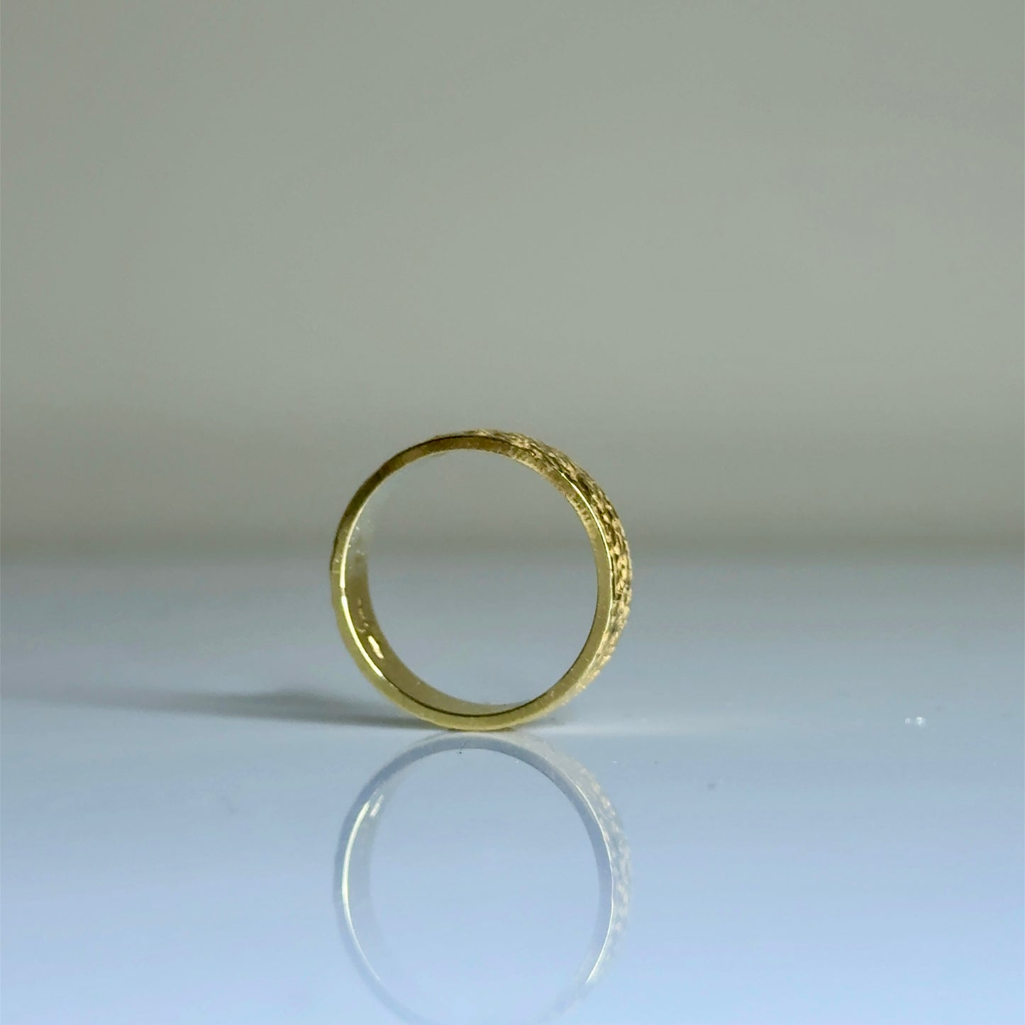 5mm gehamerde trouwring