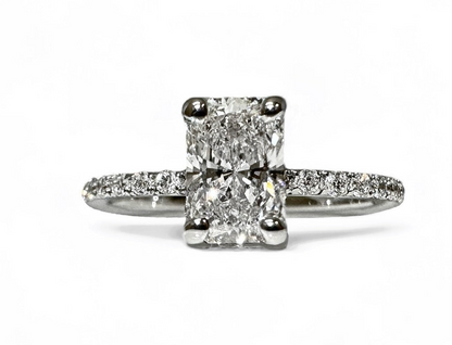 0,96 CT STRALENDE GESNEDEN SOLITAIRE PAVÉ-RING 