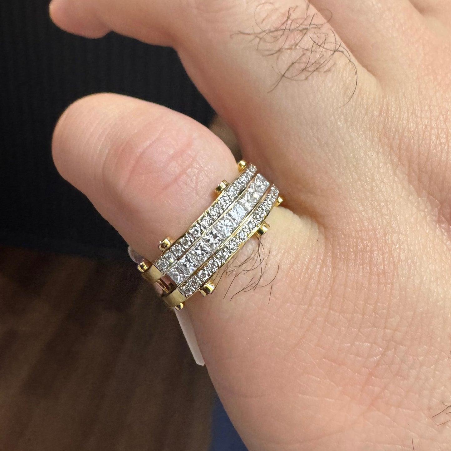 MENS DIAMOND RING