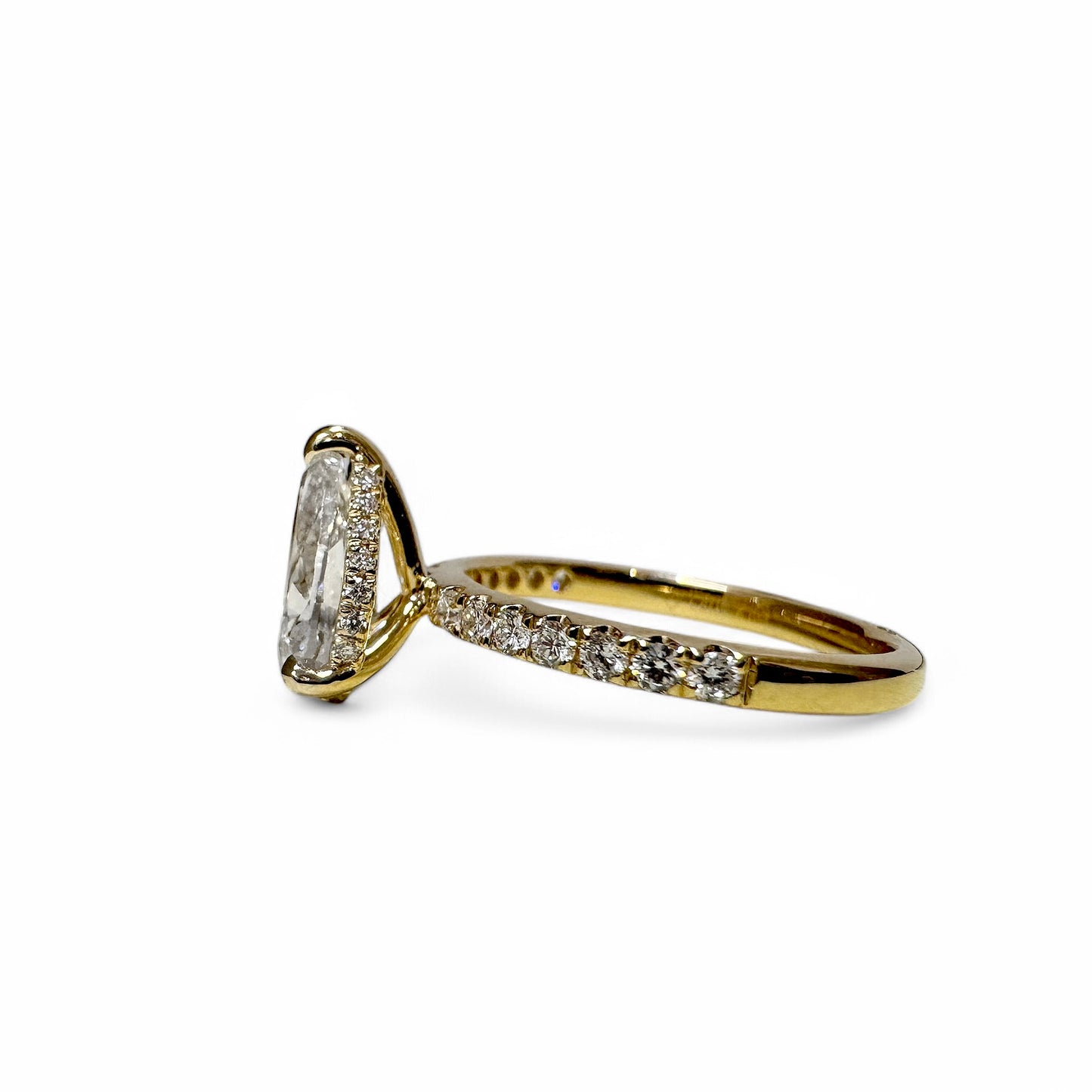 PEAR & ROUND CUT