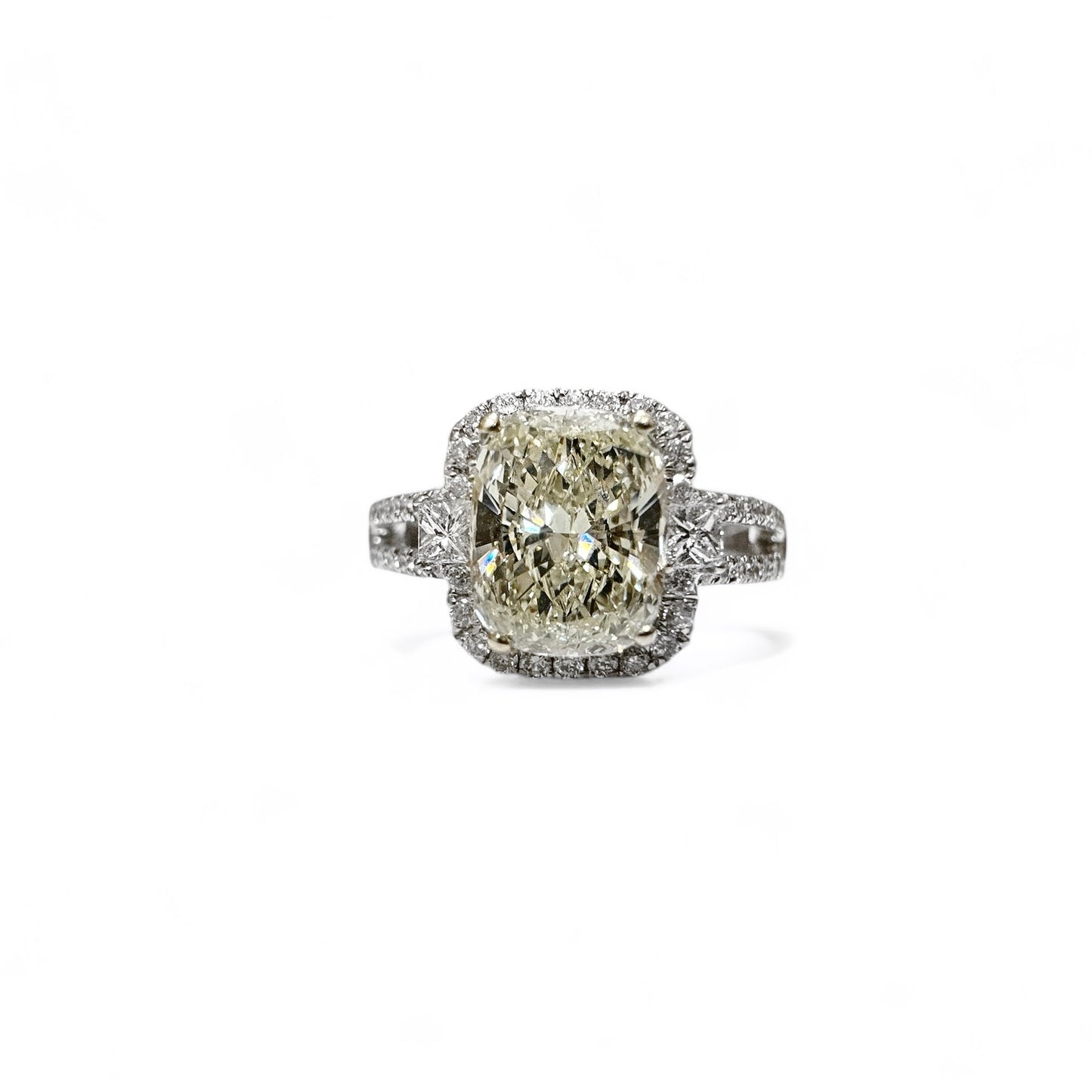 Natuurlijke lichte, chique gele, lange kussengeslepen diamanten ring 