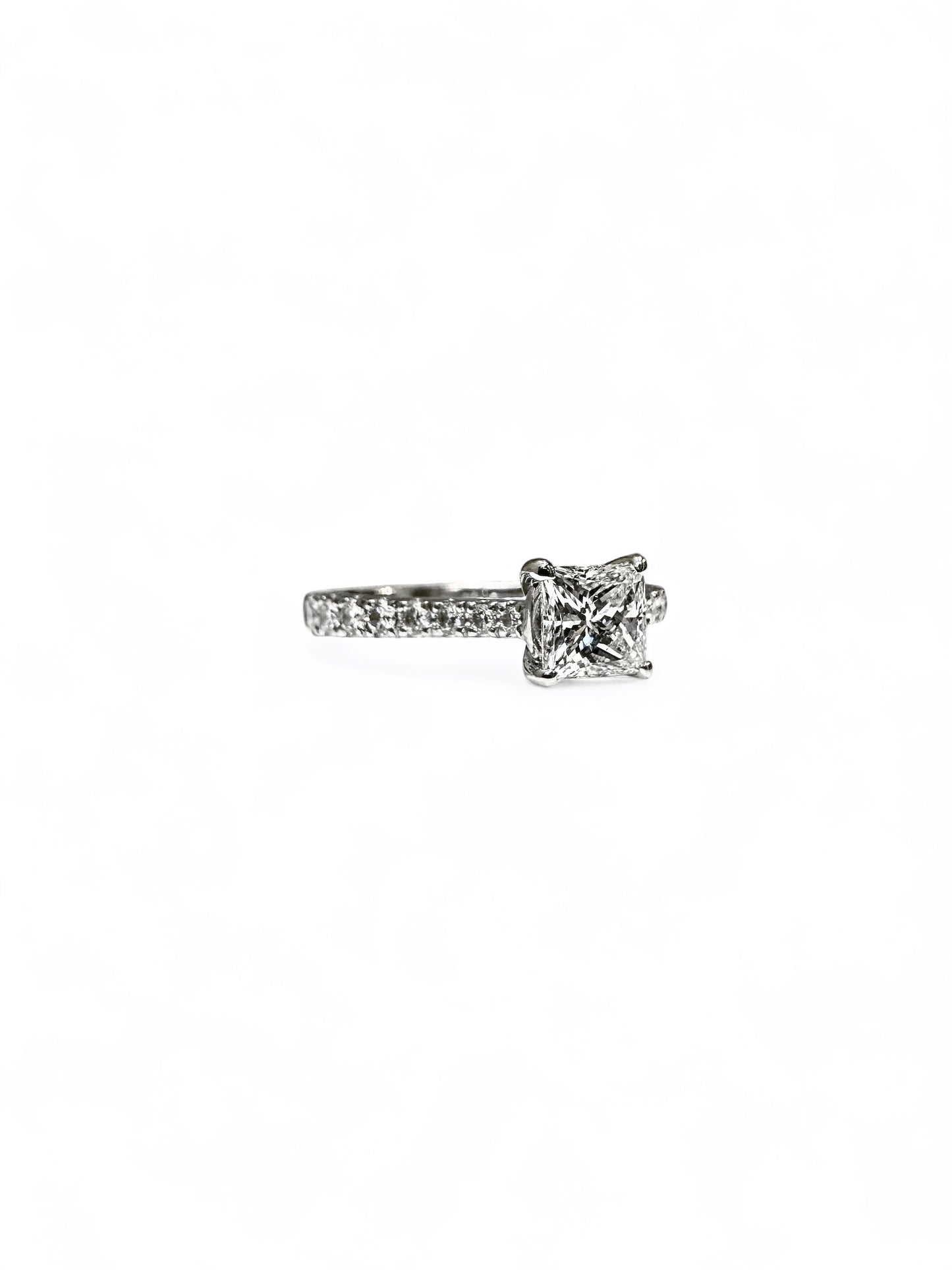 BAGUE PAVÉ TAILLE PRINCESSE 0,70 CT 