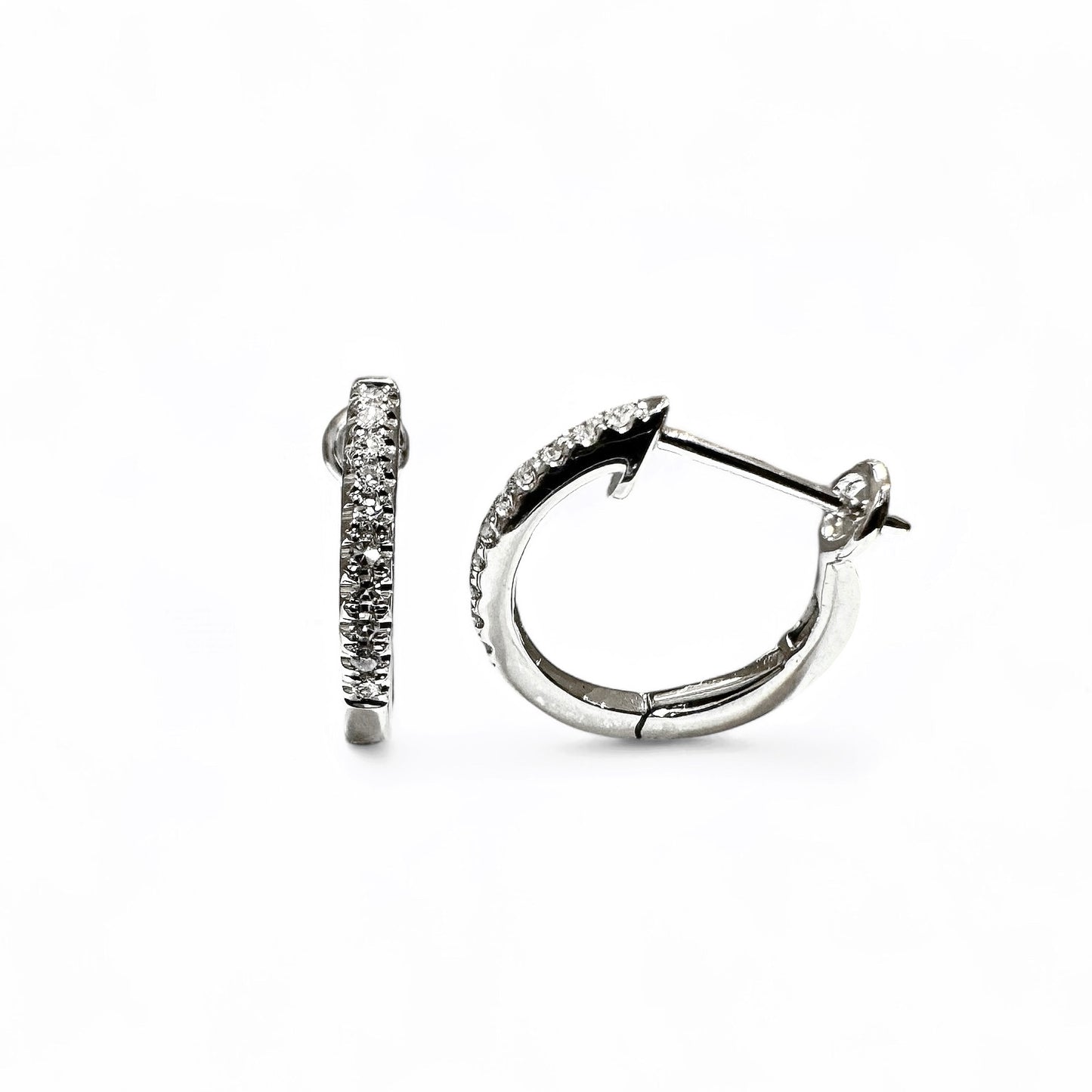 MINI BOUCLES D'OREILLES EN DIAMANT 