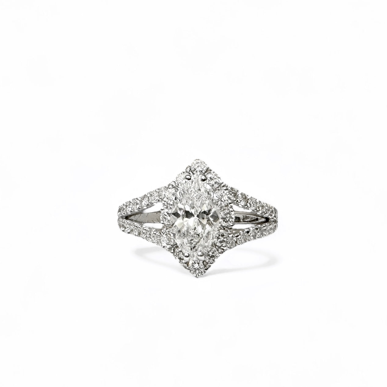 BAGUE HALO TAILLE MARQUISE 1,02 CT 