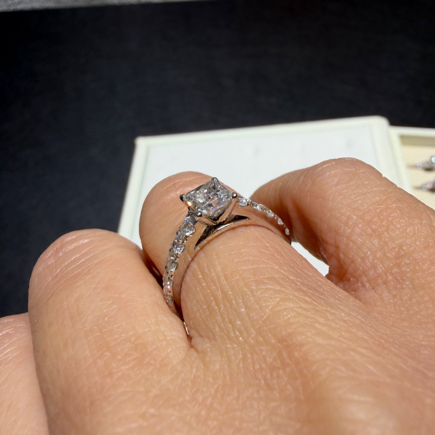 Bague de fiançailles taille princesse 