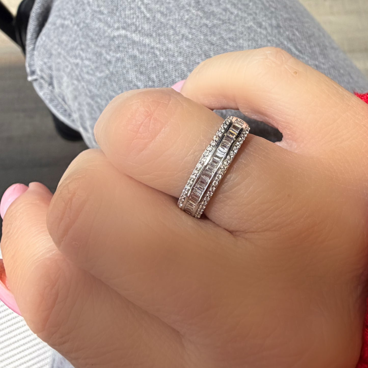 ROUND & TAPER HALF ETERNITY BAND