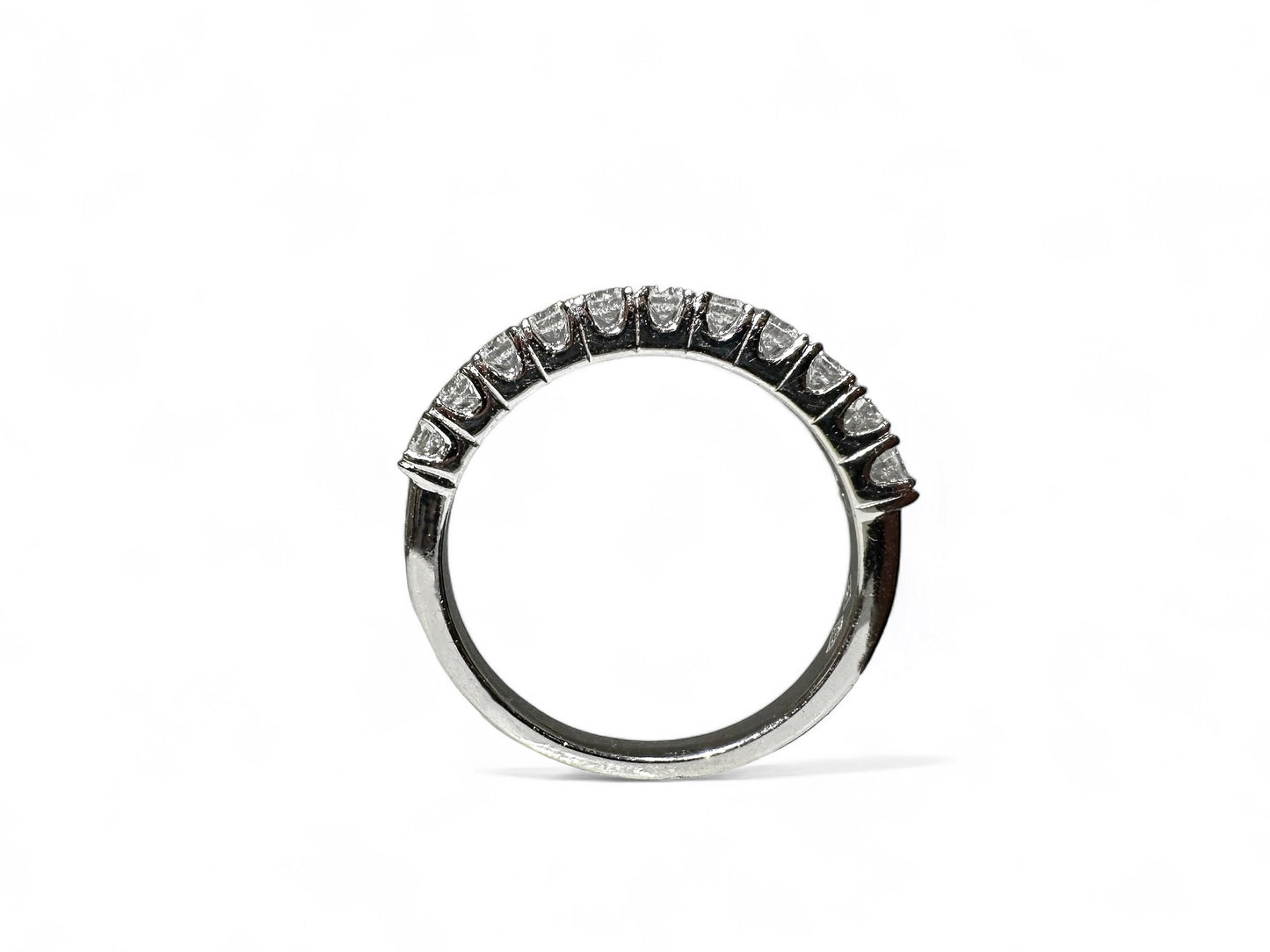 0,85 CT HALVE EEUWIGHEIDSRING 