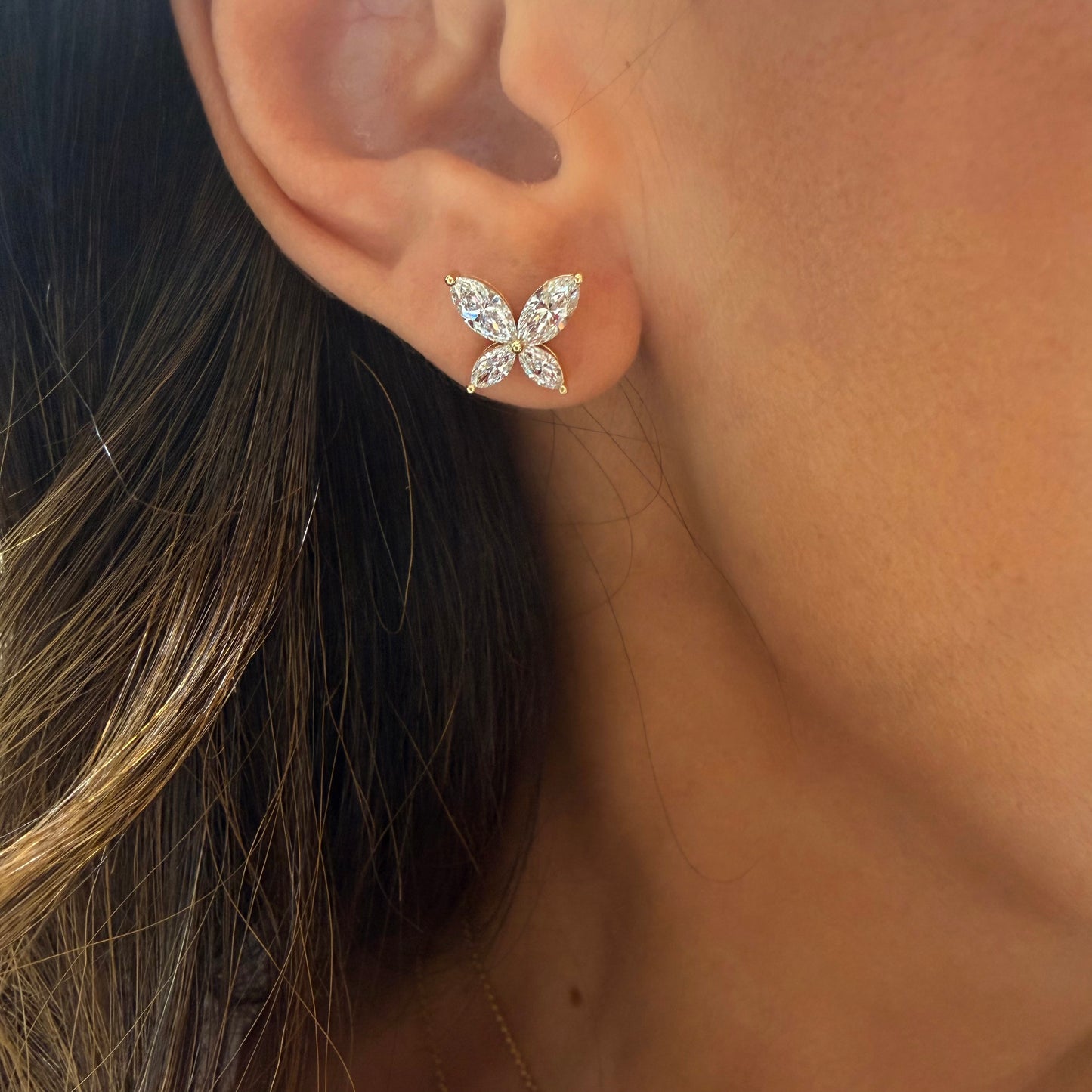 BUTTERFLY STUDS