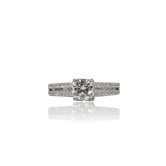 Bague avec diamant taille Flandre 