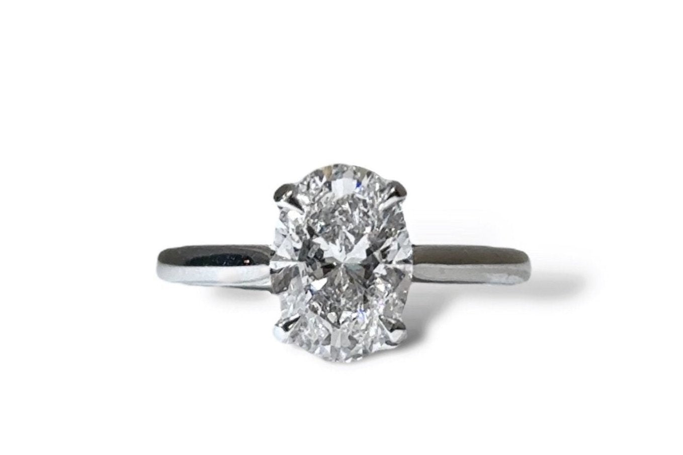 Ovale LG diamanten ring 