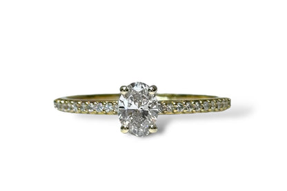 0,53 CT OVAAL GESNEDEN SOLITAIRE PAVÉ-RING 