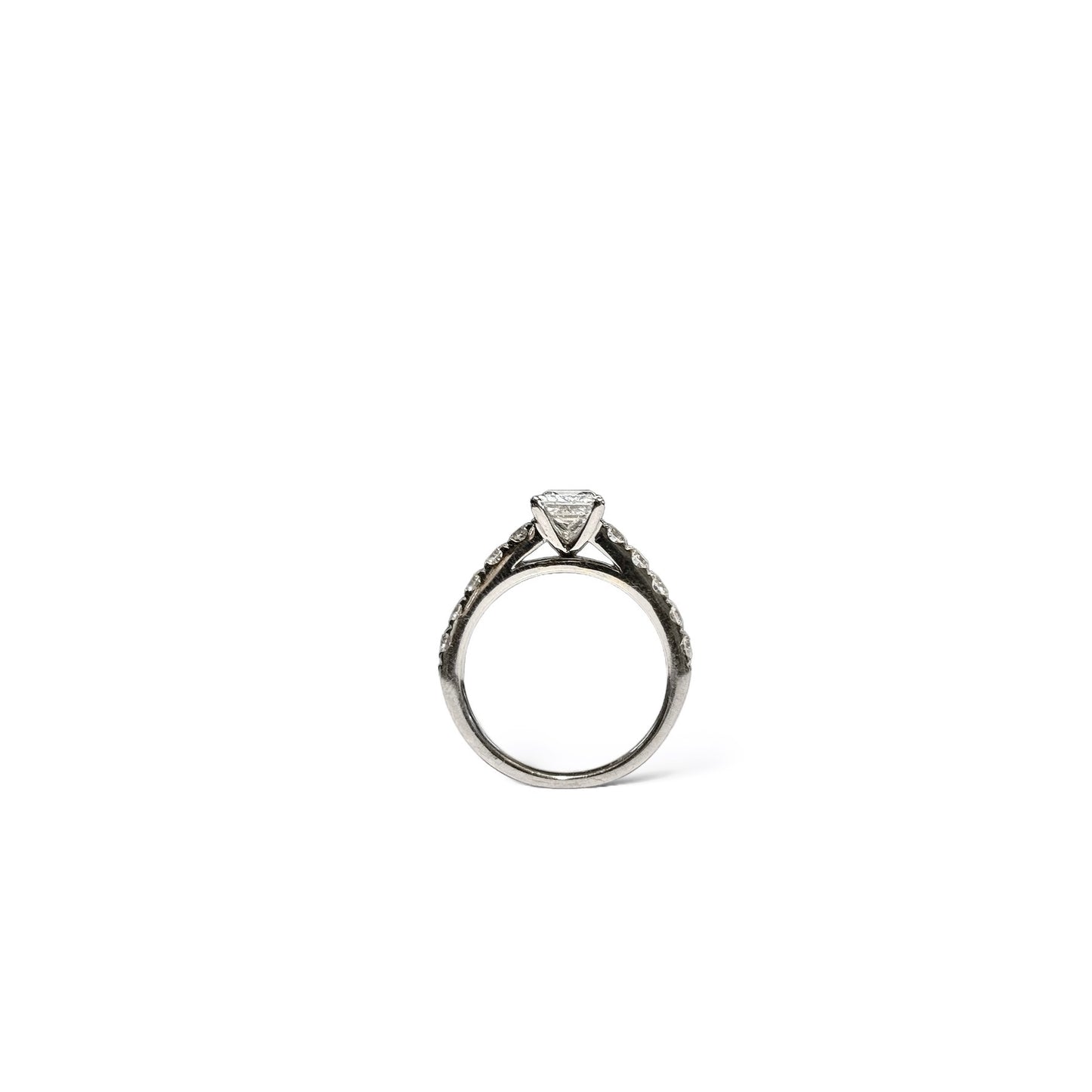 Bague de fiançailles taille princesse 