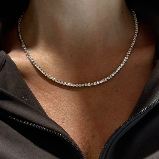 15.20 CT's TENNIS NECKLACE