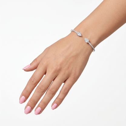PEAR BANGLE