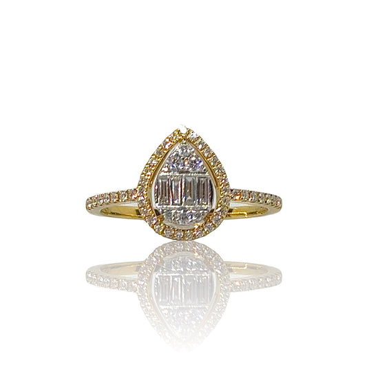 Bague halo en diamant en forme de poire 
