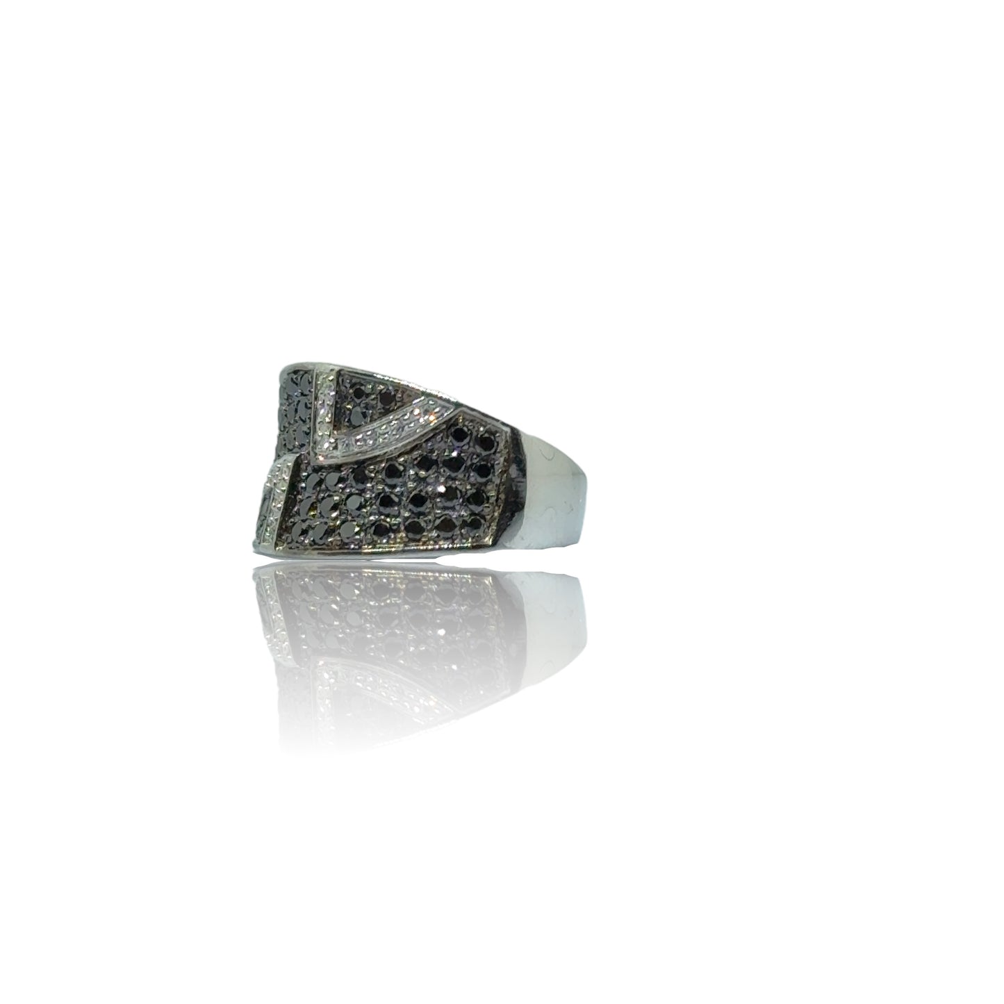 Zwarte diamanten ring