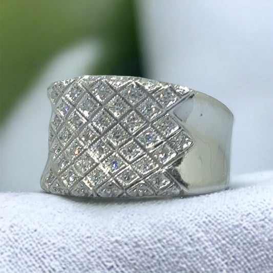 Pave diamanten ring