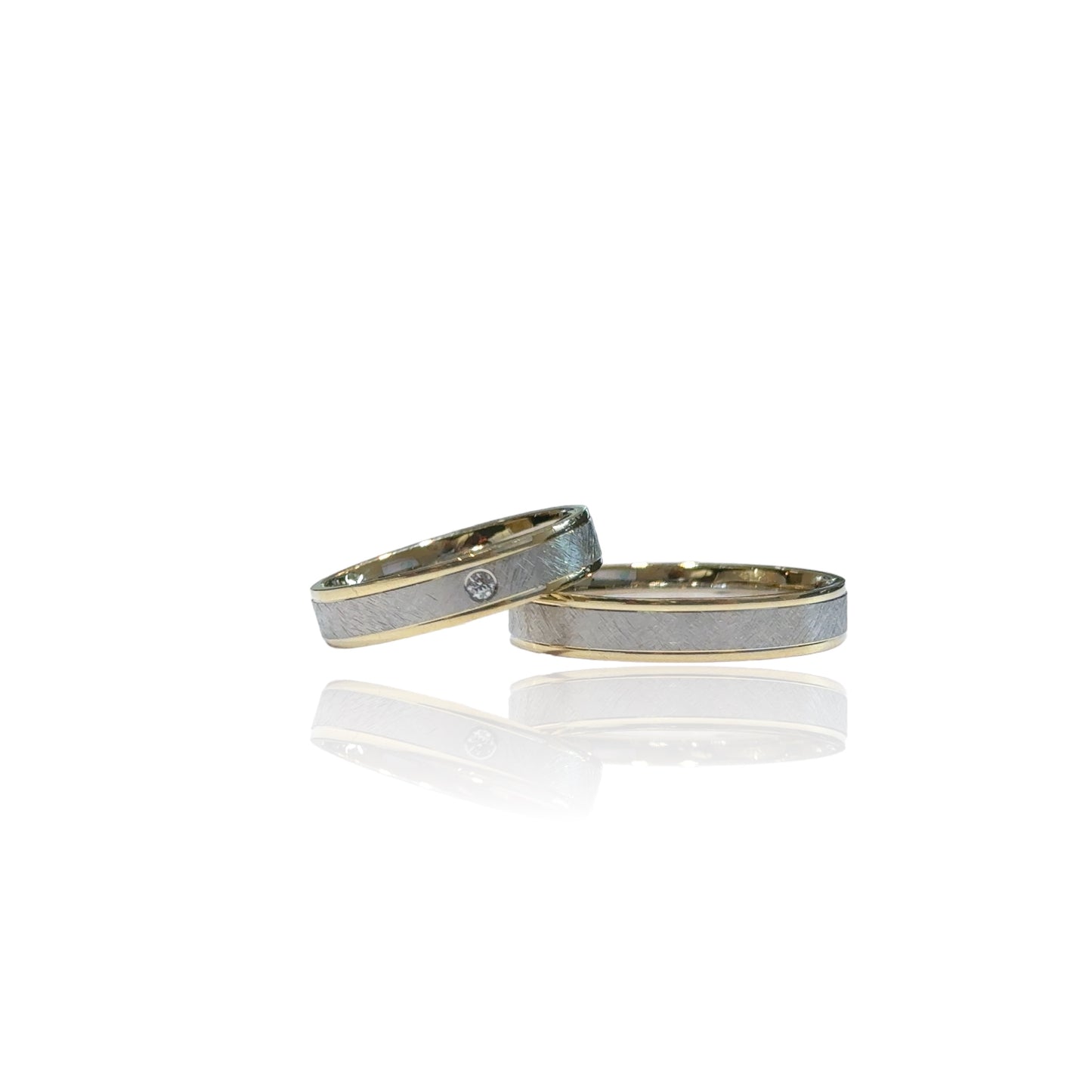 4 mm mat geborstelde trouwringen met diamant