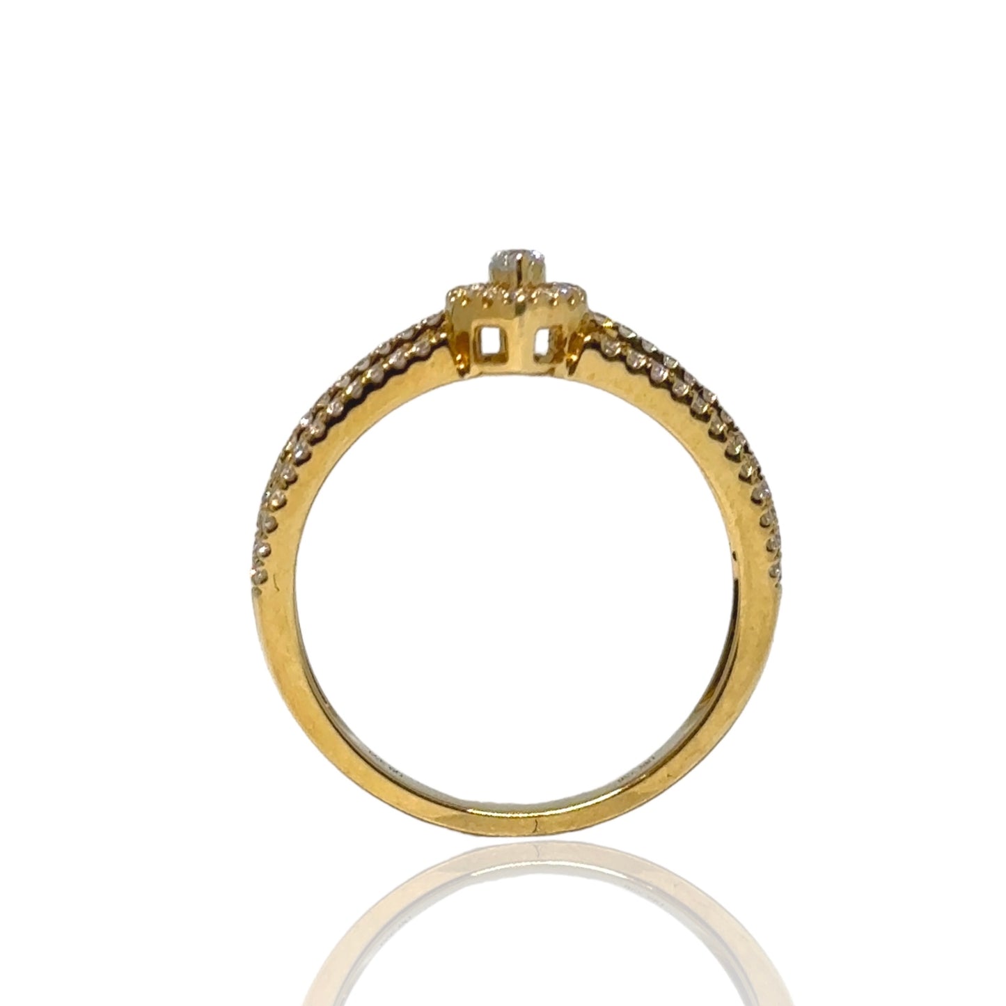 Halo-zetting diamanten ring 