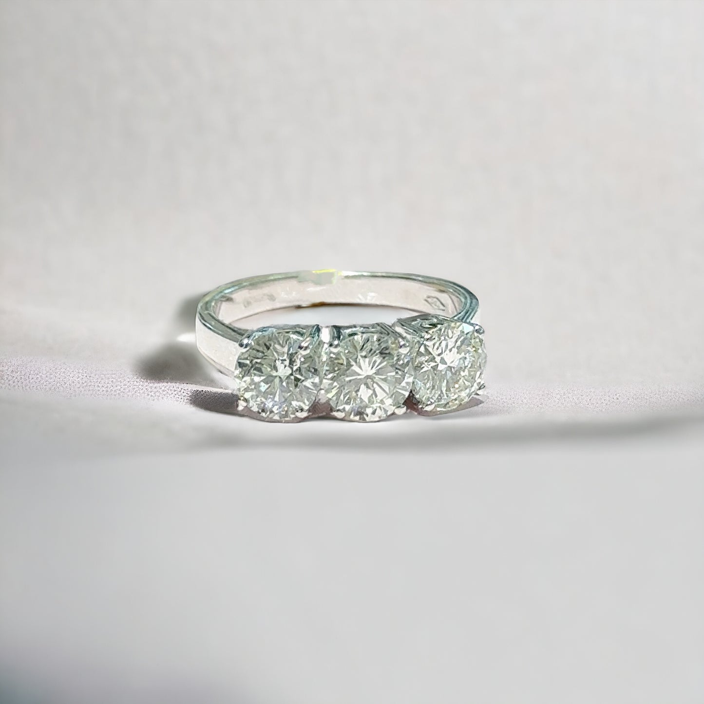 2,70 CT RONDE TRILOGIE RING 