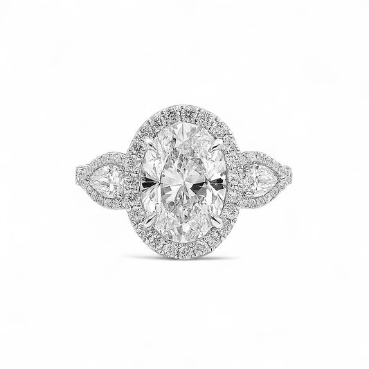 'ELARA' OVAL DIAMOND RING