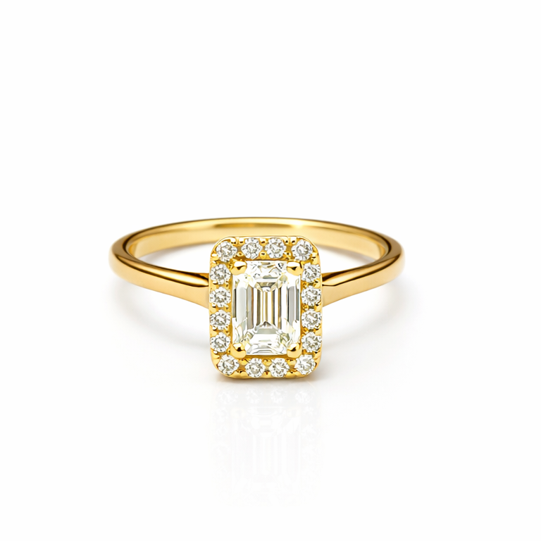 0,77 CT EMERALD GESLEPEN HALO RING 