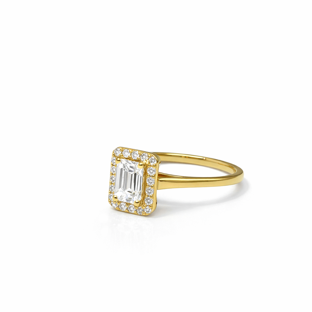 0,77 CT EMERALD GESLEPEN HALO RING 