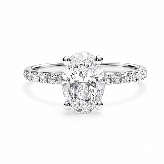 OVAL WITH SIDE DIAMONDS