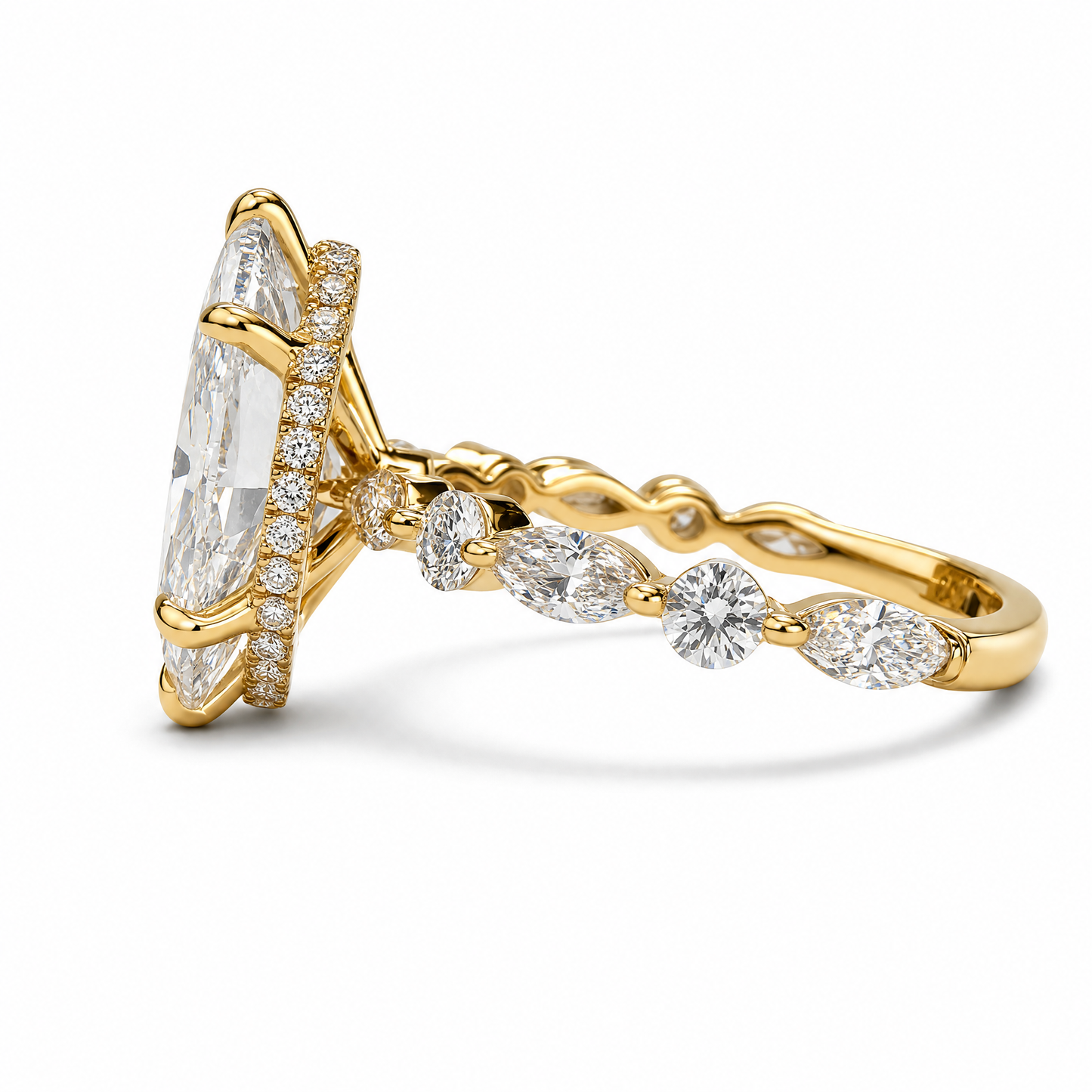 1.53 CT MARQUISE WITH SIDE DIAMONDS