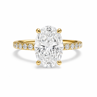 OVAL WITH SIDE DIAMONDS