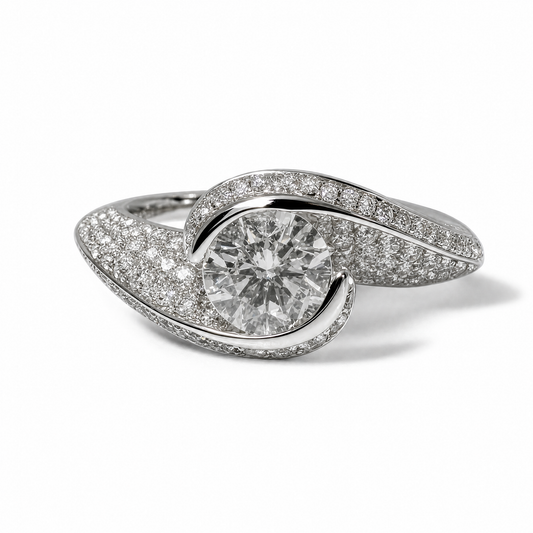 ROUND CUT TWIST RING