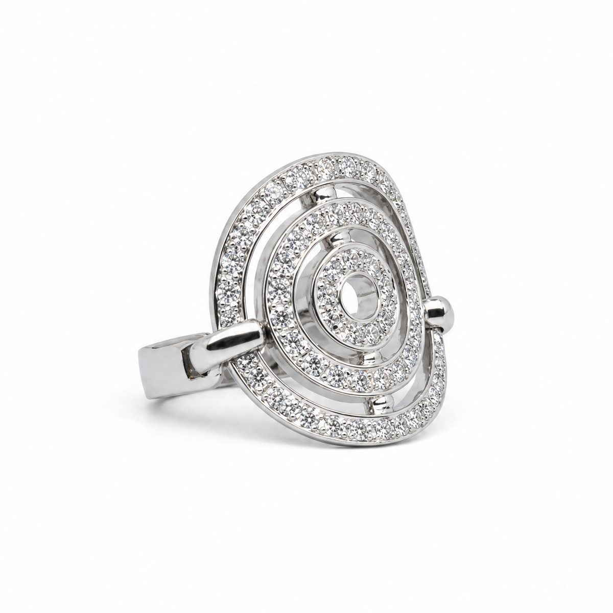 Bague en diamant circulaire