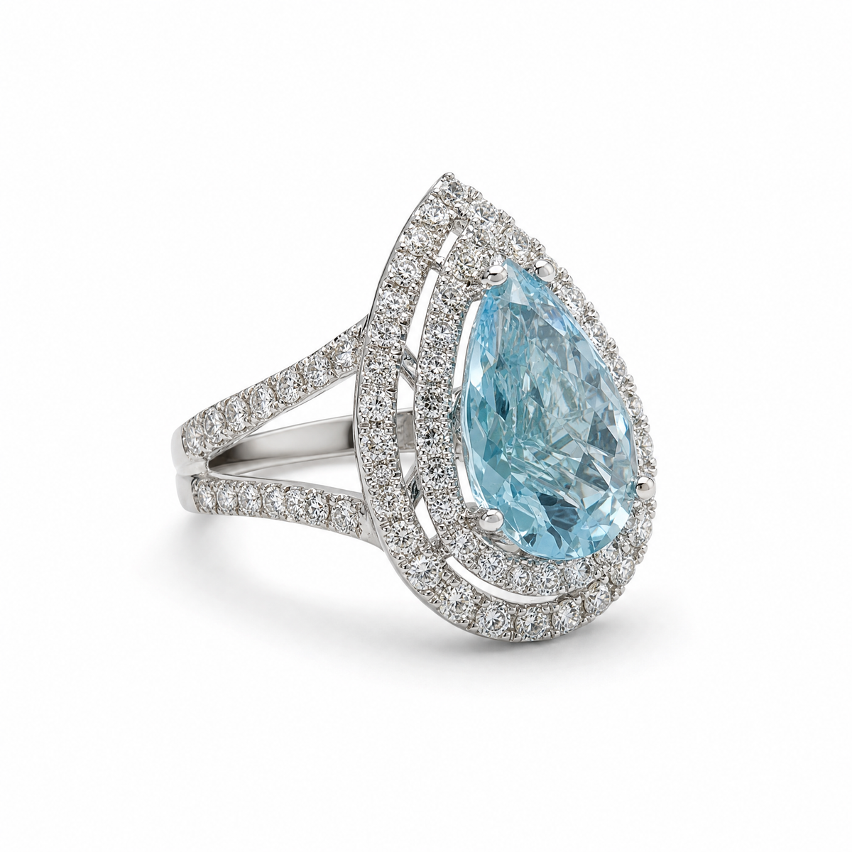 BAGUE TOPAZE BLEU CLAIR DOUBLE HALO 