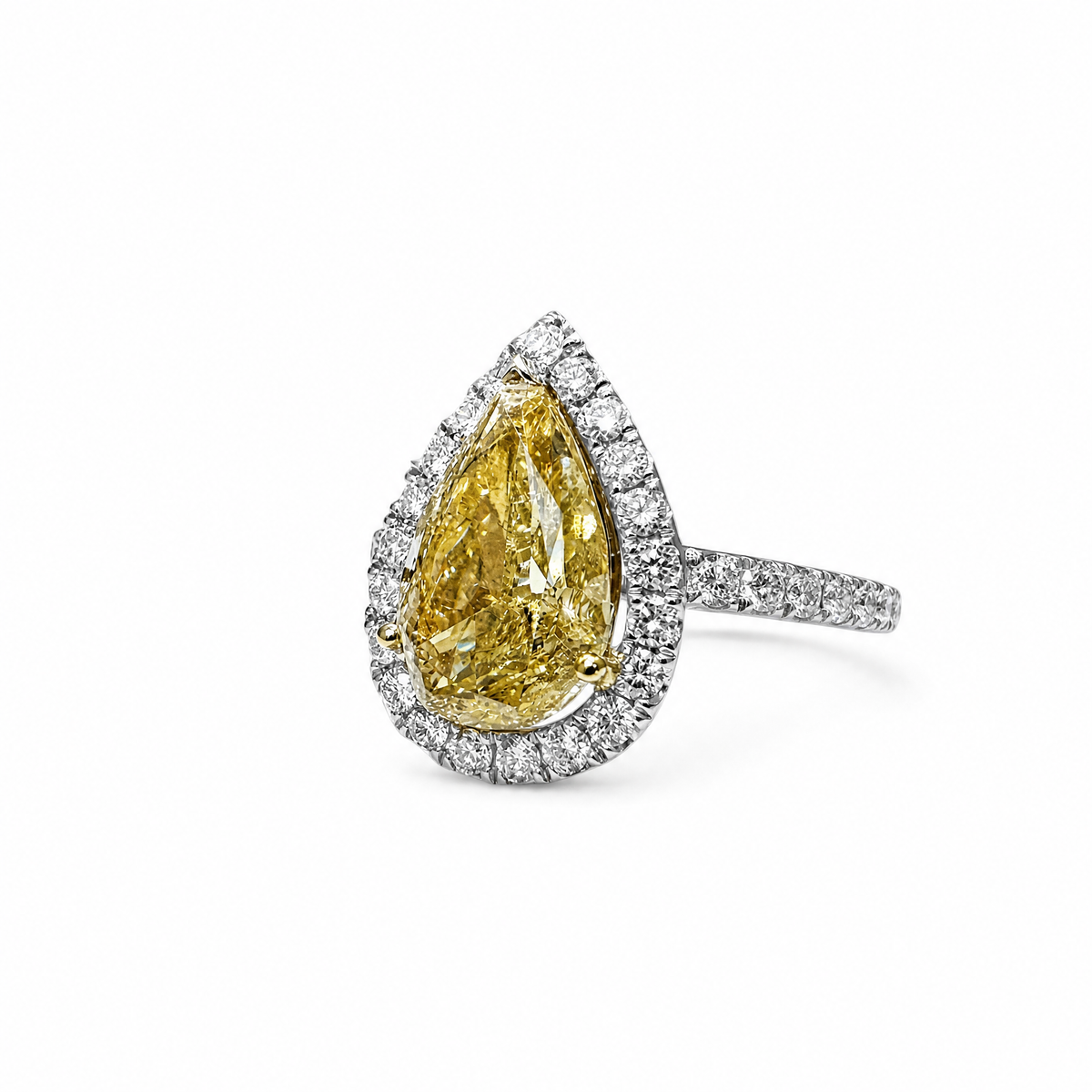 Diamant naturel de 2,58 ct en forme de poire, couleur jaune intense fantaisie 