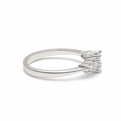 Bague en diamant taille princesse illusion 