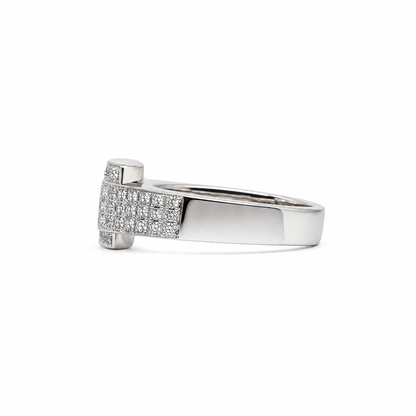 Bague pavée de diamants