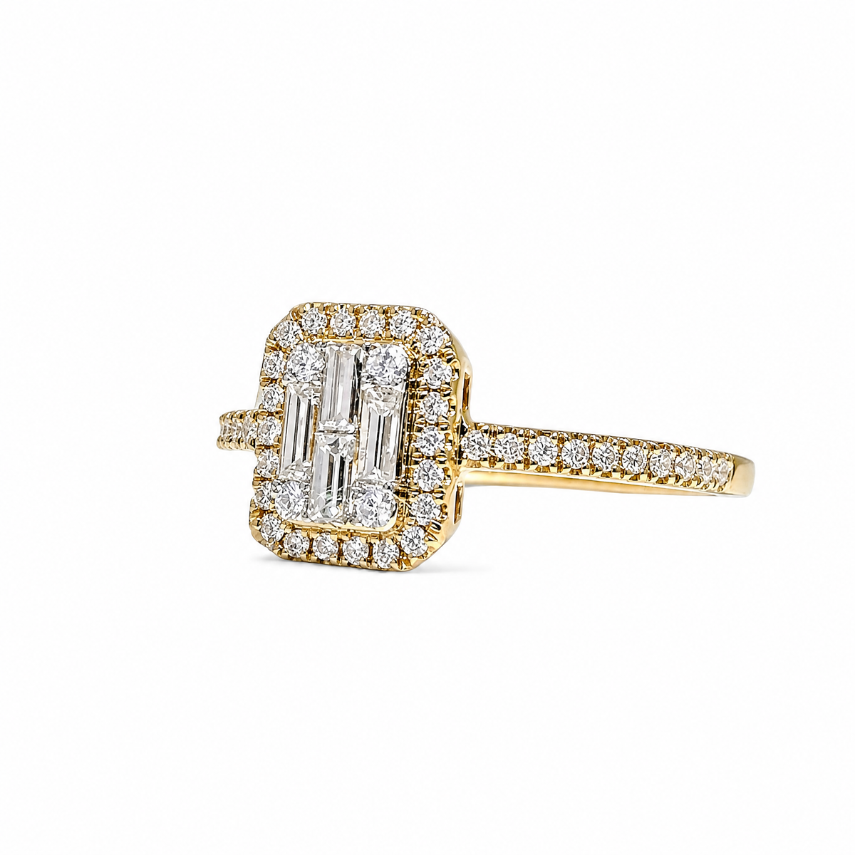 HALO ILLUSION DIAMOND RING