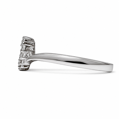 BAGUE EN FORME DE COEUR 0,24 CT 