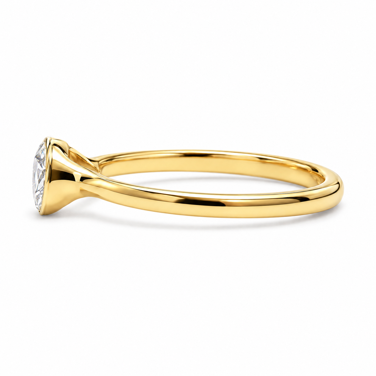 EAST WEST OVAL SOLITAIRE