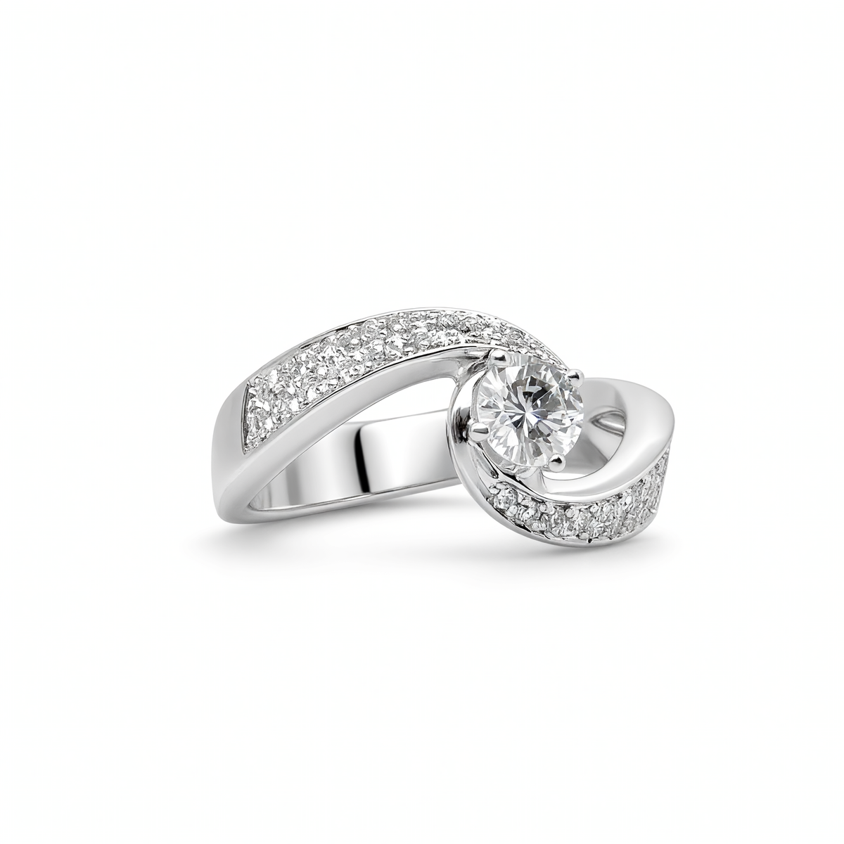 0.40 CT ROUND SOLITAIRE TWIST RING