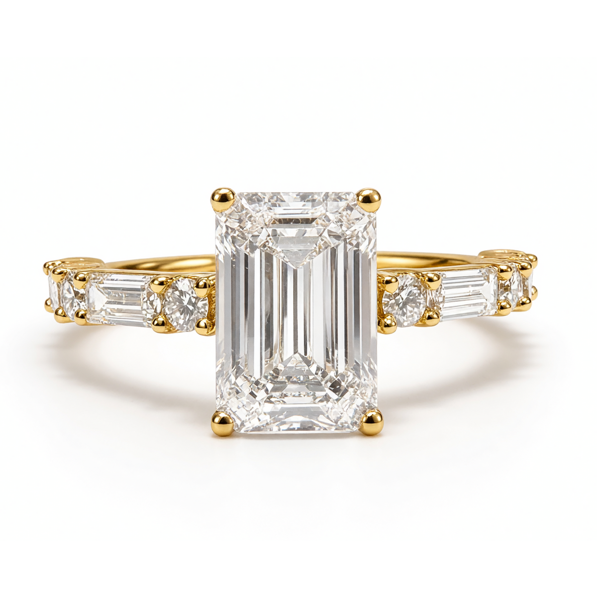 EMERALD CUT MIXED PAVE
