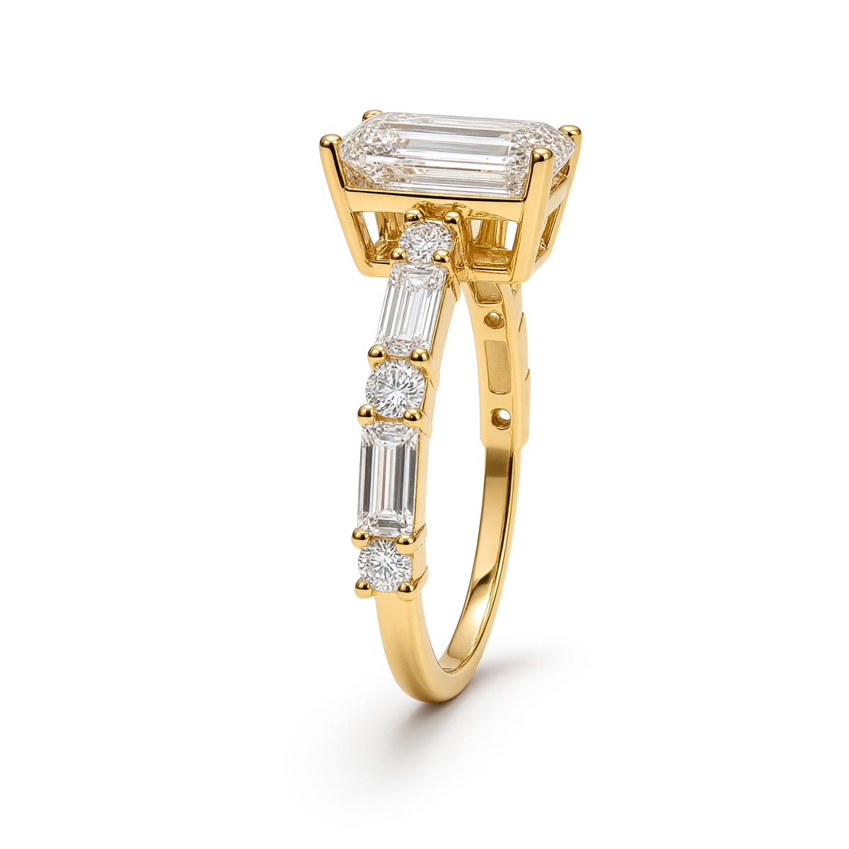 EMERALD CUT MIXED PAVE